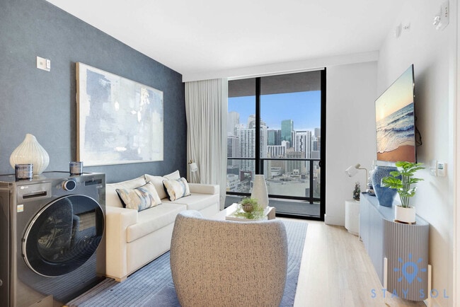 Photo - 601 NE 1st Ave Unit SI ID1227502P