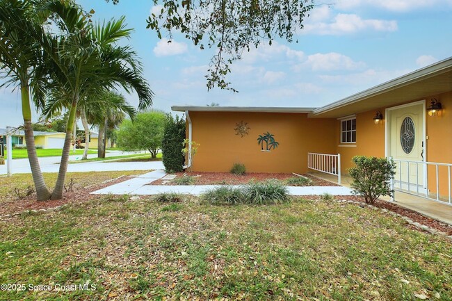 Photo - 1202 Yacht Club Blvd