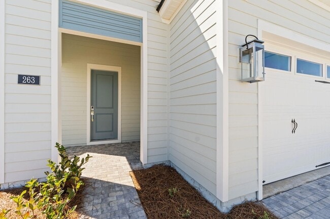 Photo - 263 Breakwater Blvd