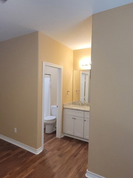 Photo - 2107 24th St N