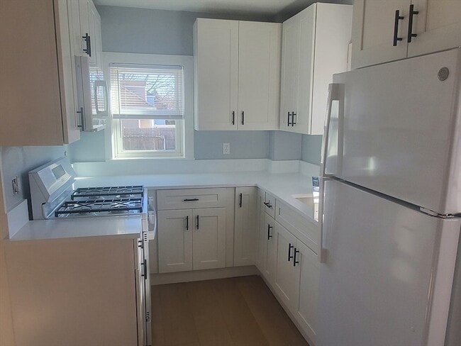 Photo - 232 North St Unit 1