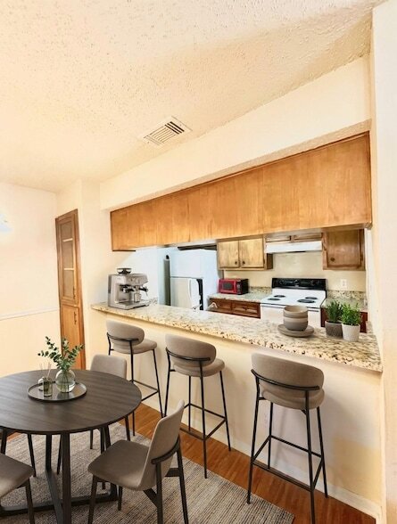 Photo - 10616 Mellow Ln Unit 40B