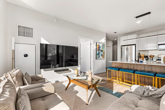 Photo - 1125 W Van Buren St Unit ID1029617P