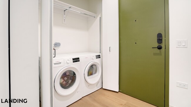 Photo - 1529 N Fremont St Unit 315