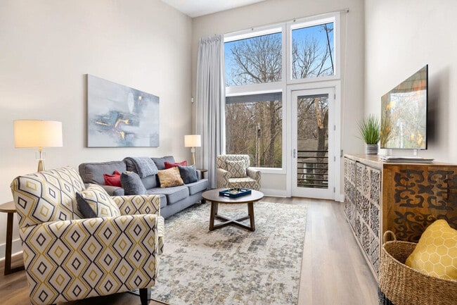 Building Photo - 465 S Locust Ave Unit FL2-ID1221906P