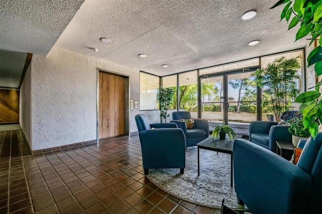 Photo - 13602 S Village Dr Unit 1106