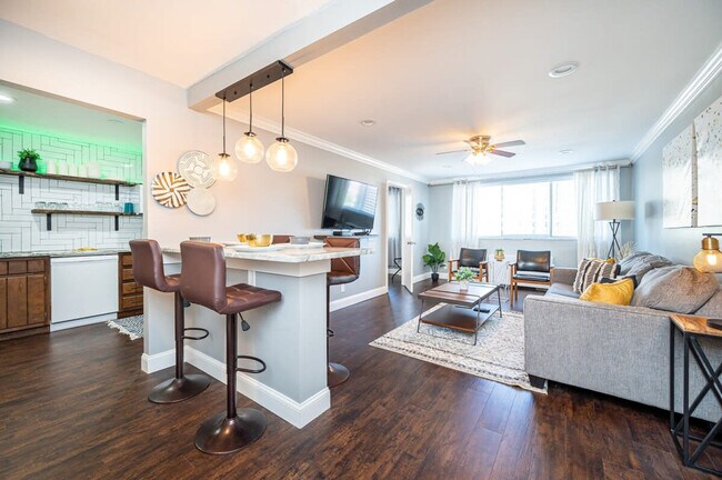 Photo - 215 Piedmont Ave NE Unit SI FL8-ID1299365P