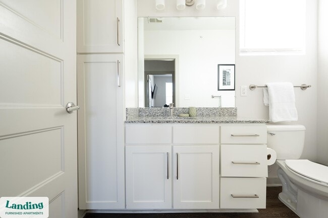 Photo - 340 W 25th St Unit 10-302