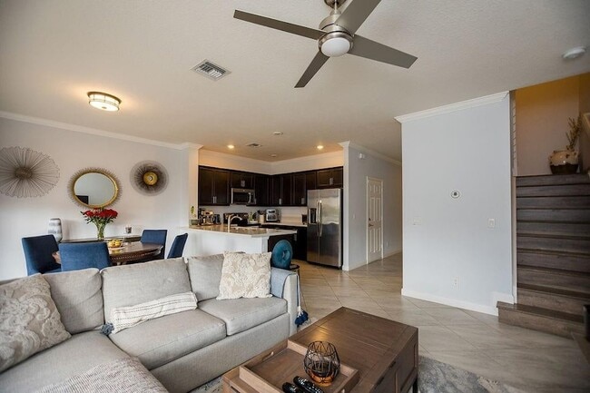 Photo - 6115 Bangalow Dr