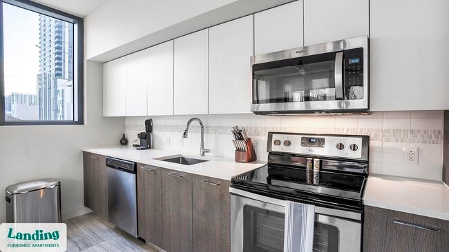 Photo - 698 NE 1st Ave Unit CMW-0605.1401740