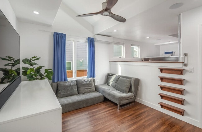 Photo - 1062 Neptune Ave Unit ID1048652P