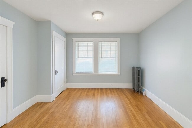 Photo - 183 Willis Ave Unit 2