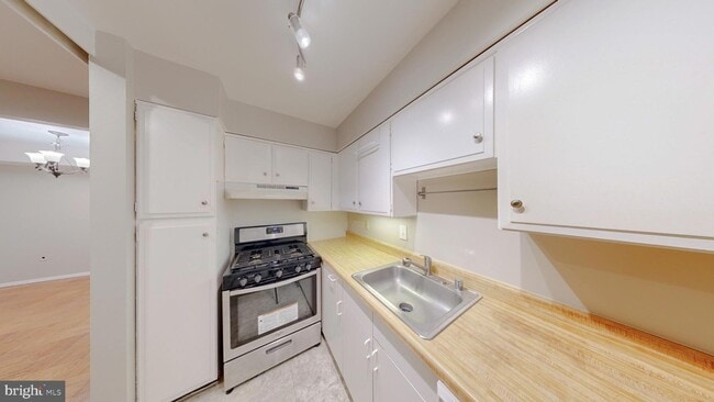 Photo - 9806 Georgia Ave Unit 302