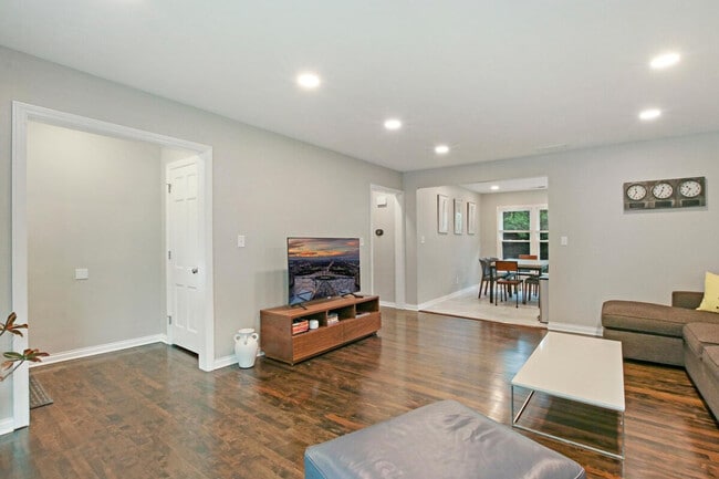 Photo - 1532 North Ave Unit SI ID1265540P