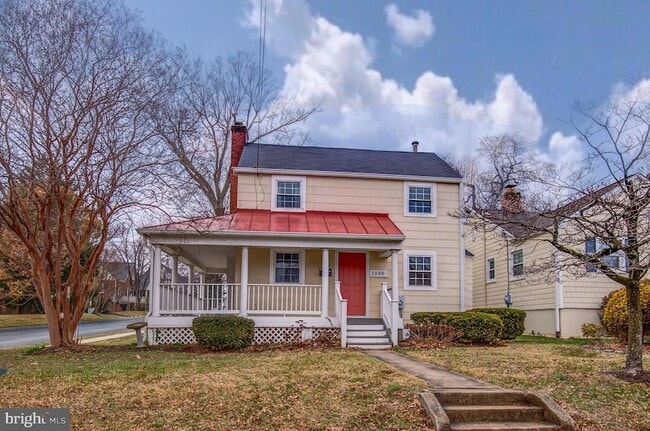 Building Photo - 1300 N Taylor St