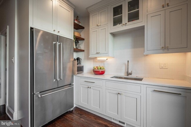 Photo - 31 Randolph Pl NW