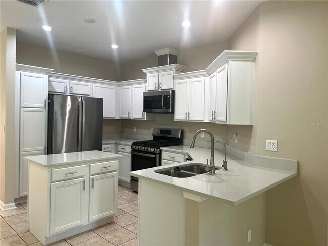 Photo - 138 Littleton Cir