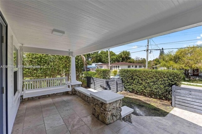 Photo - 2434 SW 15th St