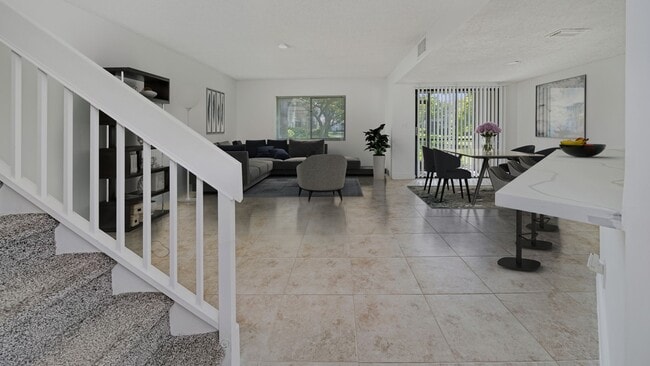 Photo - The Waves Apartments