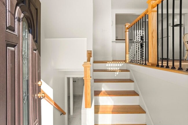 Photo - 312 Paragon Mills Rd