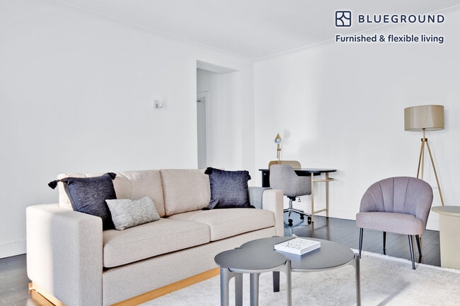 Photo - 15 W 55th St Unit FL8-ID736