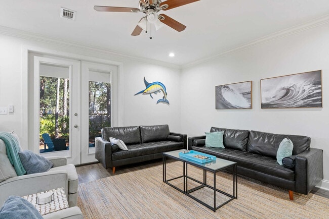 Building Photo - 11 Sunrise Cir Unit SI ID1633098P