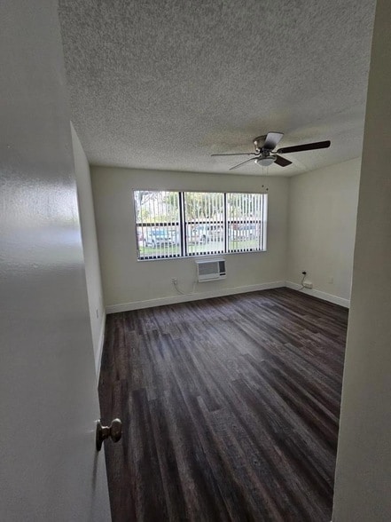 Photo - 18335 NW 68th Ave Unit 700-404