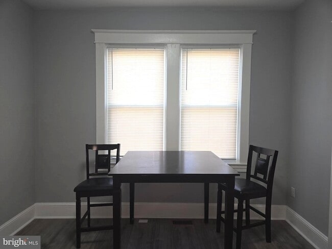 Photo - 2909 Markley Ave