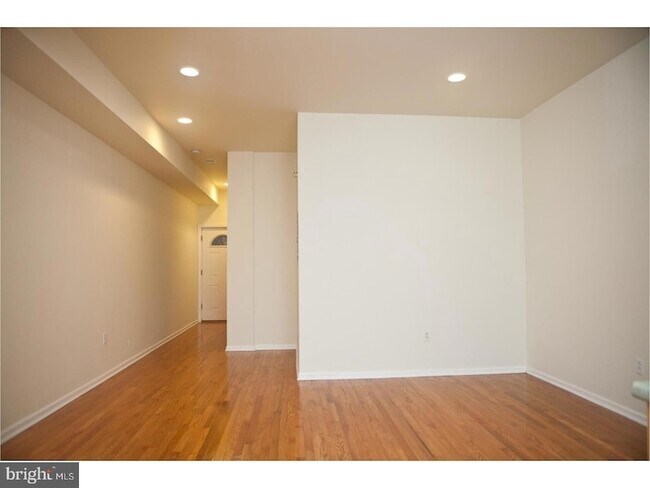 Photo - 1531 Poplar St
