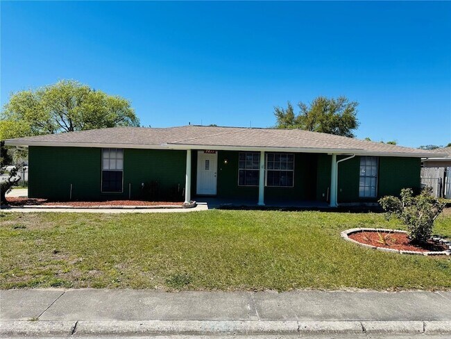 Photo - 7611 Summertree Ln