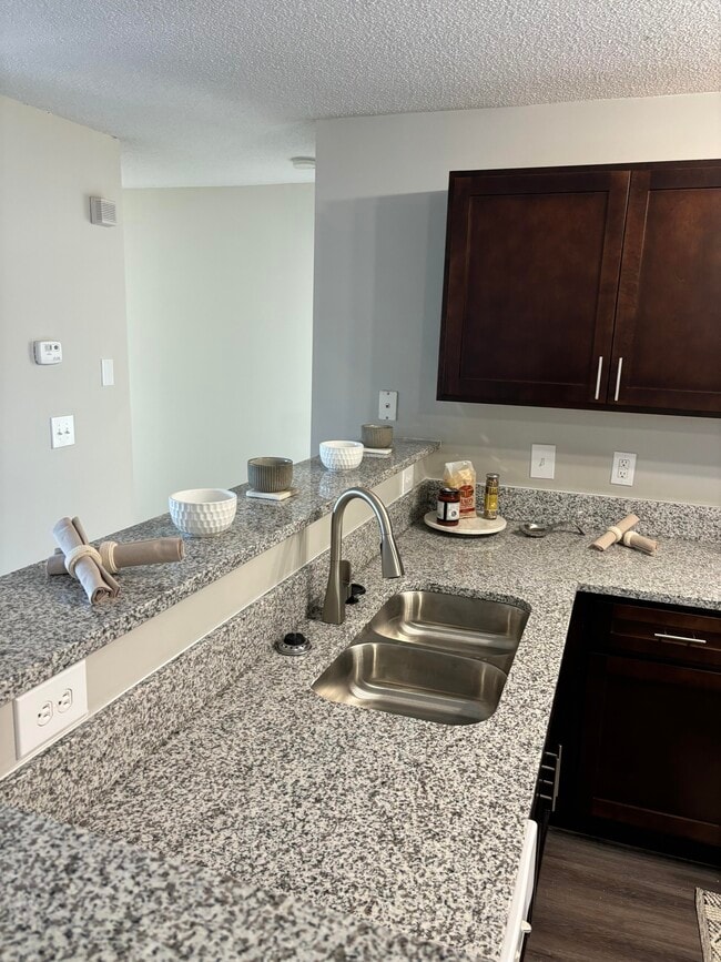 Venus Kitchen - Abernathy Park