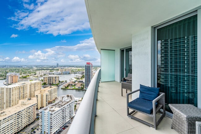 Photo - 1803 S Ocean Dr Unit SI FL29-ID1540434P