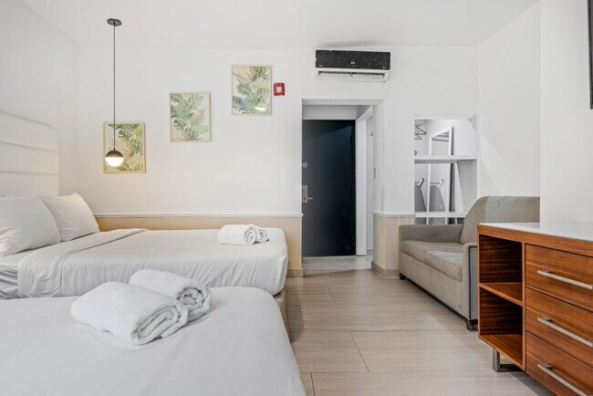 Photo - 420 Collins Ct Unit SI ID1573165P
