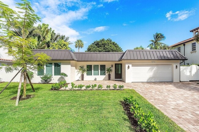 Photo - 1070 Marble Way