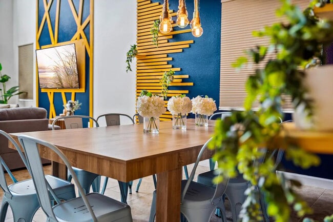 Photo - 8964 Bismarck Palm Rd Unit SI ID1459480P