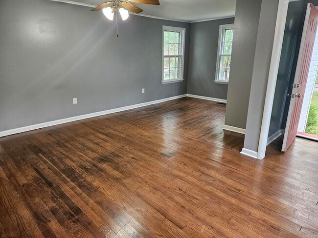 Photo - 2303 S Tyler St