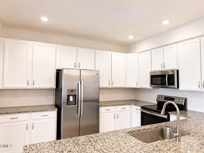 Photo - 602 Mkt Grv Dr