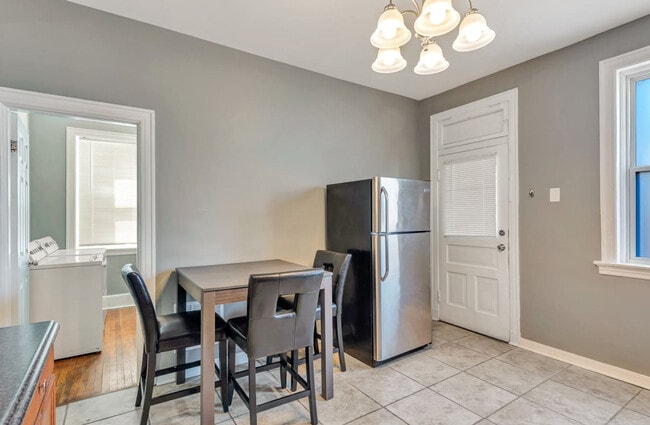 Photo - 2107-2109-2109 Russell Blvd Unit ID1031859P