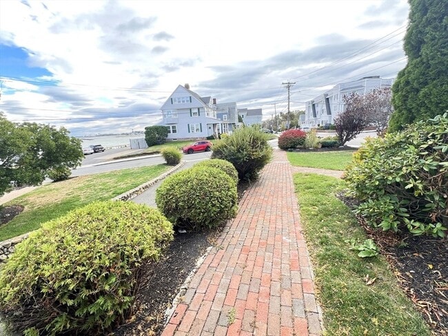 Photo - 143 Grovers Ave