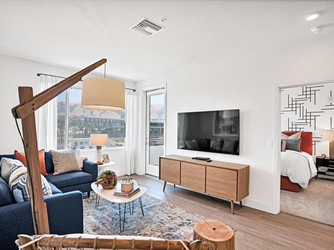 Building Photo - 45193 Warm Springs Blvd Unit ID1280732P