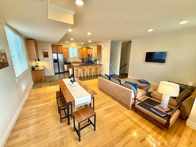 Photo - 625 E 200 S Unit ID1389245P