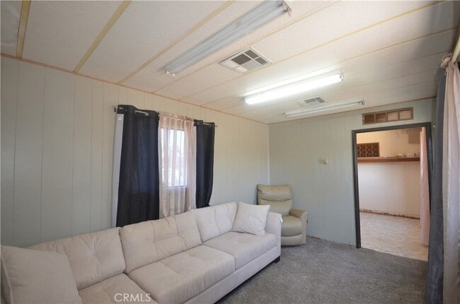 Photo - 32531 Cox Rd