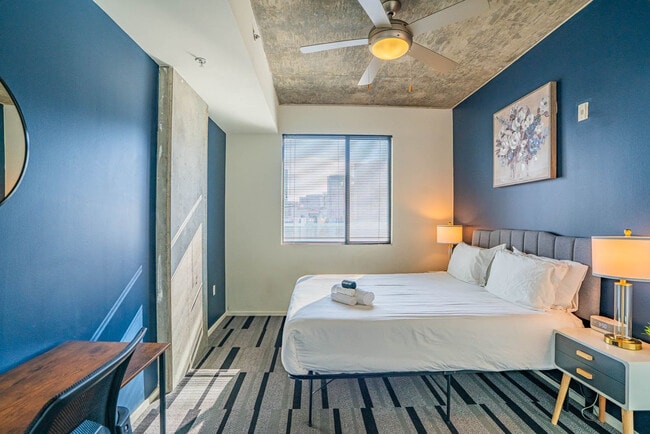 Photo - 333 E Roosevelt St Unit ID1263203P