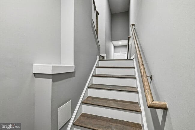 Photo - 1735 Dunnington Pl