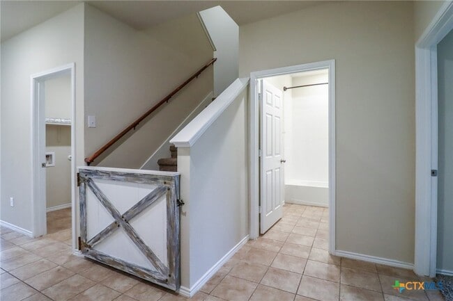 Photo - 3807 Malmaison Road