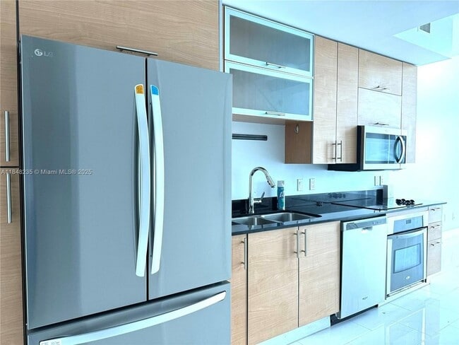 Photo - 60 SW 13th St Unit 3408