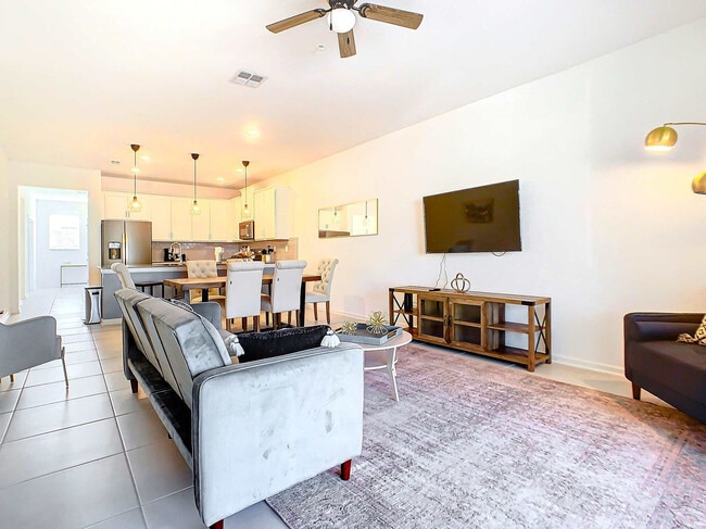 Building Photo - 8879 Cabot Cliffs Dr Unit ID1315013P