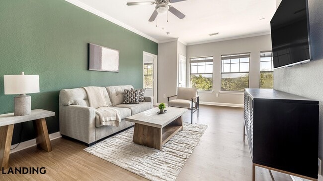 Building Photo - 6500 Champion Grandview Way Unit 26201
