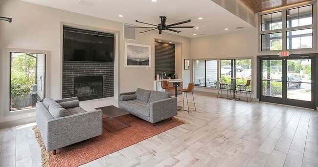 Photo - Residences at Glenview Reserve Apartment Homes