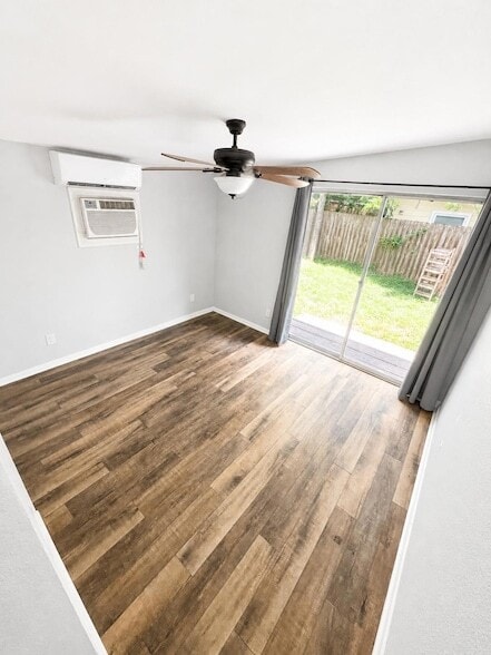 Photo - 5400 Harmon Ave